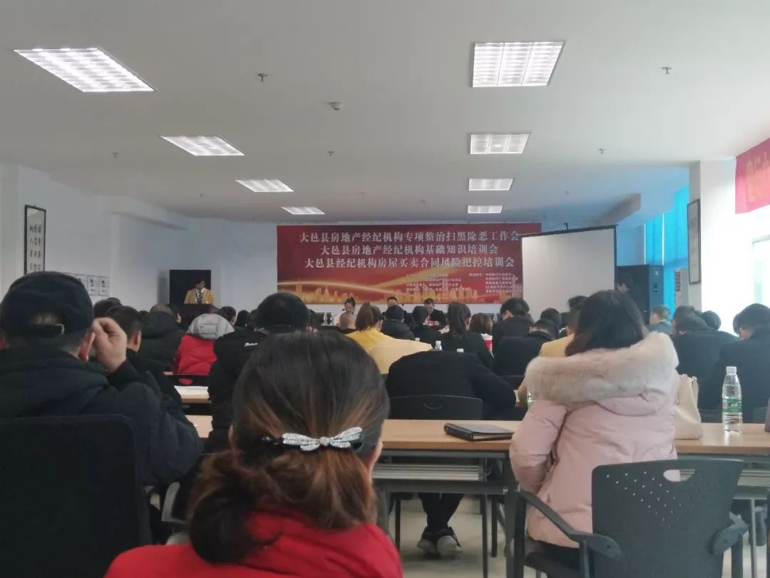 最新公积金提取代办中介上海方法分析(最方便真实的桐乡上海公积金代办提取业务方法)