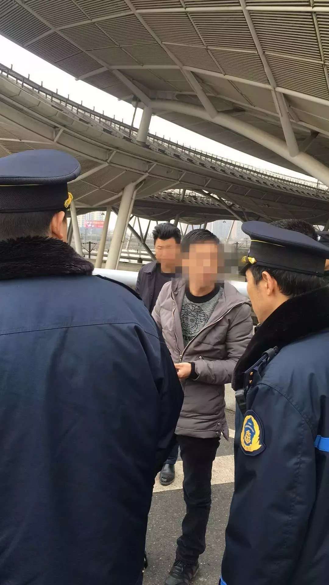 最新谁有公积金套现人的电话方法分析(最方便真实的桐乡公积金套现会被发现吗方法)